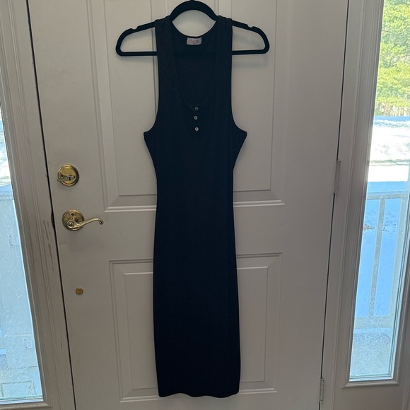 Pink Lily Noah Henley Ribbed Racerback Black Midi Dress - Picture 4 of 11